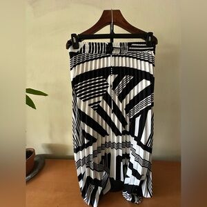 Karl Lagerfeld Monochrome Geometric A-Line Skirt